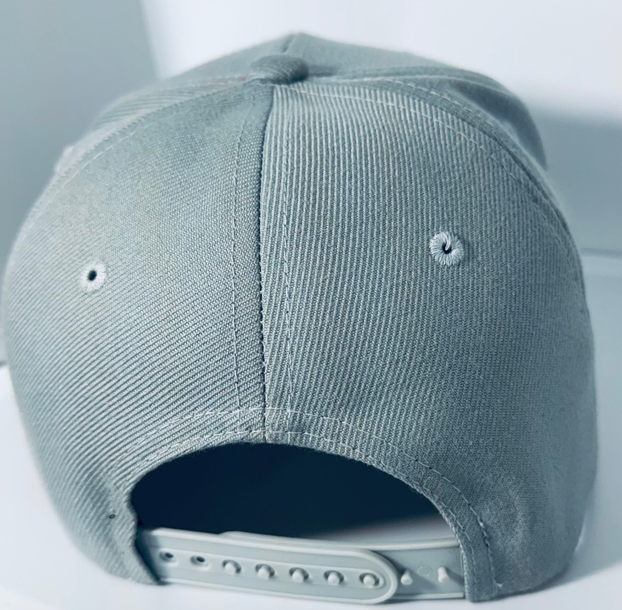 Impulsive Threads Cap